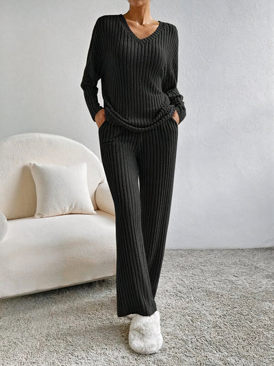 Catherine | Women's Lounge Set V-Neck Ribbed Sweater and Wide-Leg Pants 0
