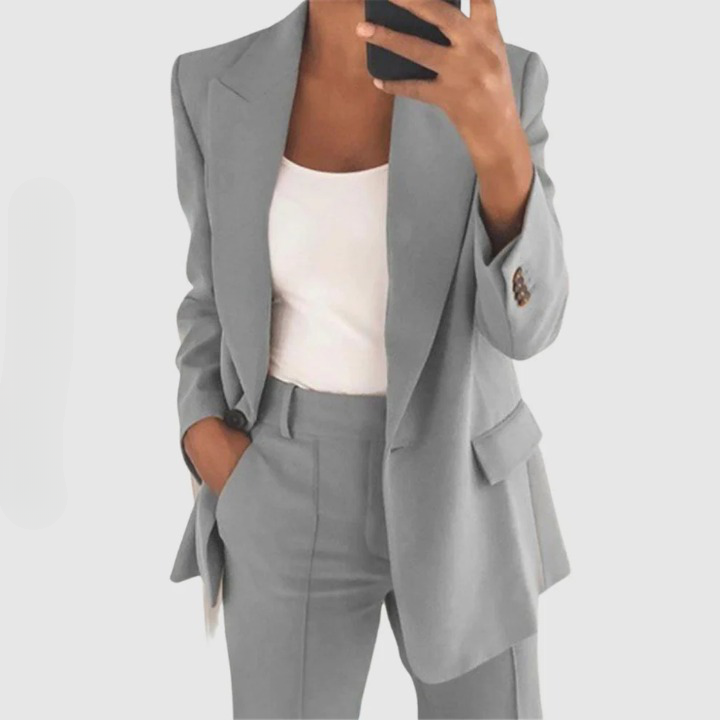 Sophia | Blazer Set for Women with Tailored Fit and Notched Lapels 5