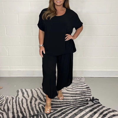 Sophia | Two Piece Pants Set With Relaxed Fit 8