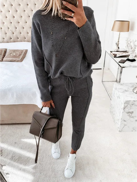 Sophia | Women's Loungewear Set Relaxed Fit Sweatshirt & Joggers 12